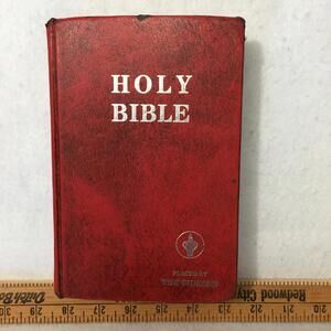 Holy Bible Placed by The Gideons 1985 Red Hardcover New King James Version